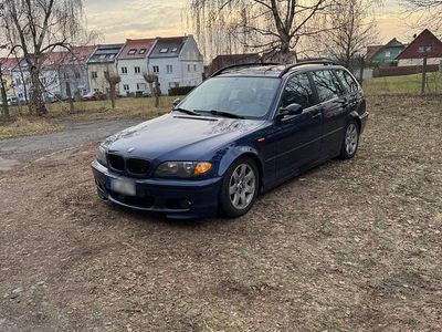 Gebraucht BMW 325 193 PS (141 kW) 2001 Blau Kombi