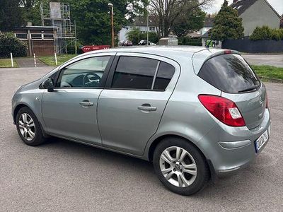 Second-hand Opel Corsa Color Edition 86 CP (63 kW) 2013 Argintiu Hatchback