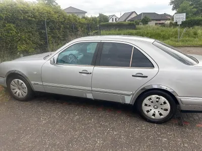 Gebraucht Mercedes E200