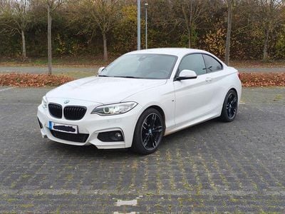 Gebraucht BMW 220 M Sport 184 PS (135 kW) 2016 Weiß Coupé