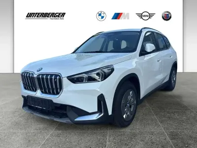 Gebraucht BMW iX1 Performance 200 kW (272 PS) 2023 Weiß SUV