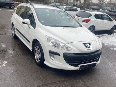 Weiß Gebraucht 2010 Peugeot 308 Kombi | 2.390 € (Fairer Preis)