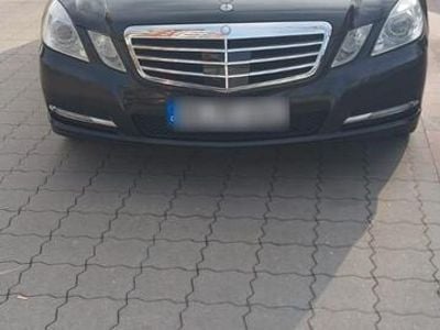 Mercedes E220