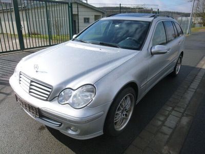 gebraucht Mercedes C220 T CDI Automatik Elegance DPF / Navi / AHK /17-Zoll