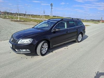 Usata VW Passat Comfortline 140 CV (102 kW) 2015 Nero Station wagon