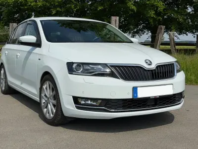 Używany Skoda Rapid Clever 95 KM (69 kW) 2018 Biały Hatchback