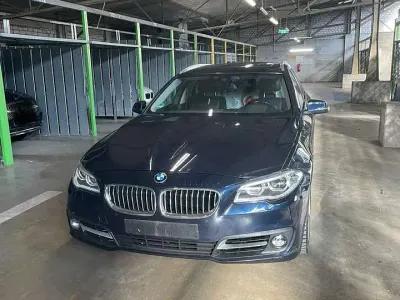 Gebraucht BMW 520 Sport Line 190 PS (139 kW) 2016 Blau Kombi