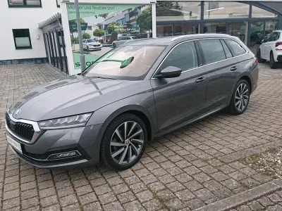 Gebraucht Skoda Octavia Style 150 PS (110 kW) 2022 Grau Kombi