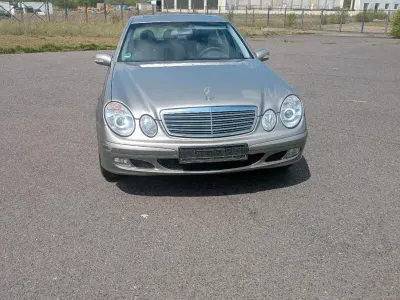 Second-hand Mercedes E200