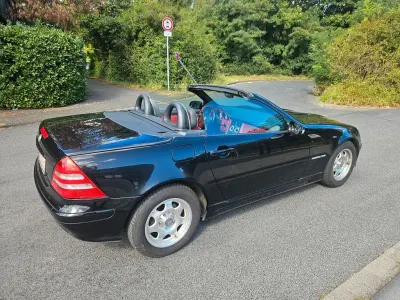 Second-hand Mercedes SLK200