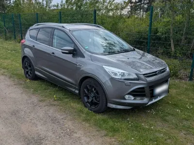 Gebraucht Ford Kuga Individual 163 PS (119 kW) 2014 Grau SUV