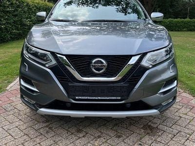 Grau Gebraucht 2019 Nissan Qashqai N-Motion SUV | 17.800 € (Fairer Preis)
