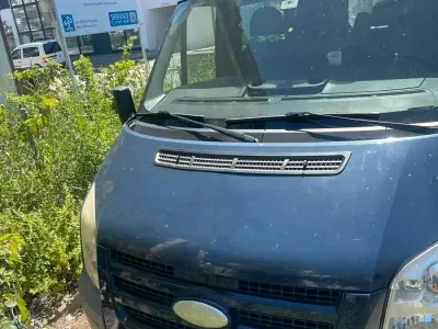 Gebraucht Ford Transit 115 PS (84 kW) 2010 Blau Van
