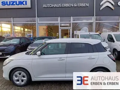 Neu Suzuki Swift Comfort 83 PS (61 kW) 2025 Weiß Limousine
