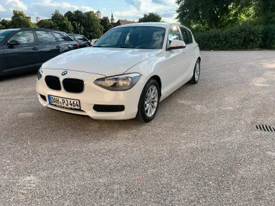 Gebraucht BMW 114 102 PS (75 kW) 2012 Weiß Kleinwagen
