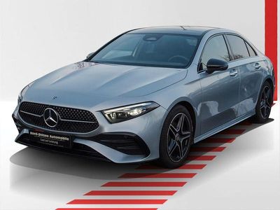 Metalliclack hightechsilber Gebraucht 2025 Mercedes A200 AMG line Limousine | 32.990 € (Fairer Preis)