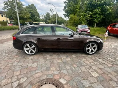 Gebraucht Audi A4 170 PS (125 kW) 2012 Braun Kombi