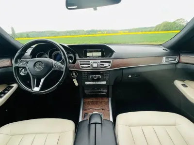 Usata Mercedes E250 204 CV (150 kW) 2015 Blu Berlina