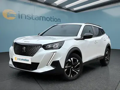 Gebraucht Peugeot 2008 Allure 131 PS (96 kW) 2023 Weiß SUV