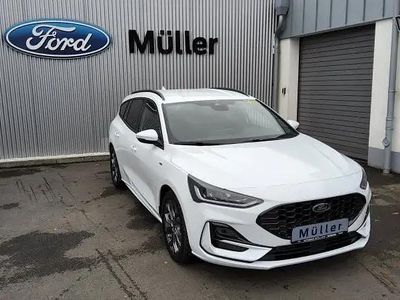 Lackierung frostweiá Gebraucht 2024 Ford Focus ST-Line Limousine | 23.490 € (Fairer Preis)