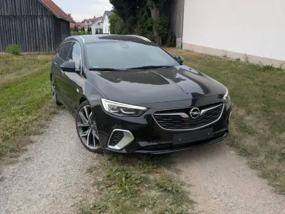 Gebraucht Opel Insignia 209 PS (153 kW) 2019 Schwarz Kombi