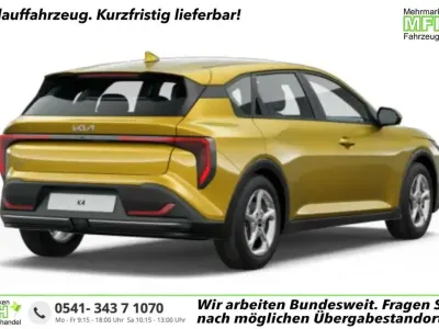 Neu Kia K4 114 PS (83 kW) 2026 Sparkling gelb metallic Limousine