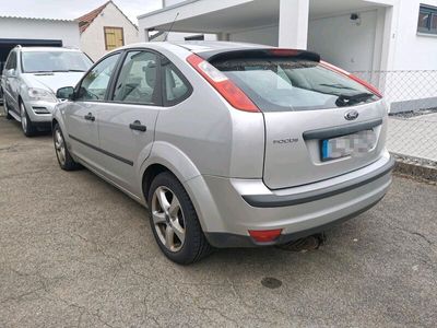 gebraucht Ford Focus 1,6 Ambiente Ambiente Klima