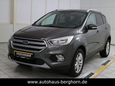 Second-hand Ford Kuga Trend 120 CP (88 kW) 2017 Gri SUV