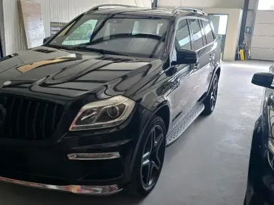 Gebraucht Mercedes GL350 258 PS (189 kW) 2013 Schwarz SUV