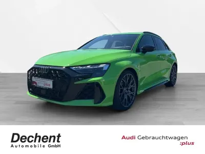 Gebraucht Audi RS3 Sport 400 PS (294 kW) 2025 Grün Limousine