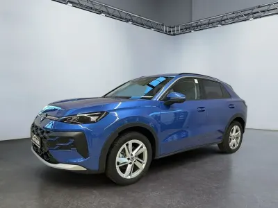 Gebraucht VW T-Roc Cabriolet Life 150 PS (110 kW) 2025 Blau SUV