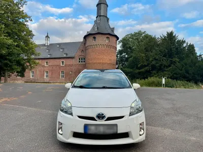 Gebraucht Toyota Prius 136 PS (100 kW) 2011 Weiß Limousine