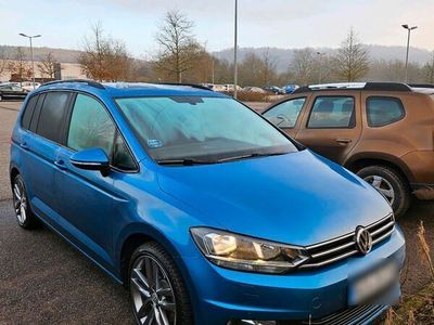 gebraucht VW Touran HIGLINE /PANO/AHK/5 SITZER