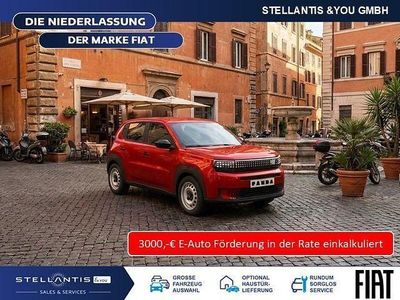 Neu Fiat Grande Panda Red 83 kW (113 PS) 2025 Rot Kleinwagen