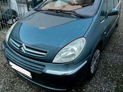 Grau Gebraucht 2008 Citroën Xsara Picasso Van / Kleinbus | 1.490 €