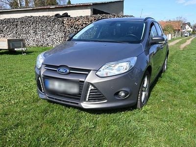 Usata Ford Focus 125 CV (91 kW) 2013 Marrone Station wagon