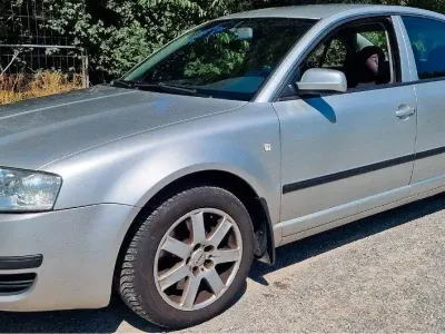 Gebraucht Skoda Superb Comfort 193 PS (141 kW) 2002 Silber Limousine