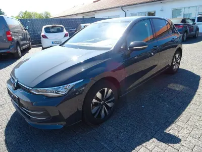 Usata VW Golf VIII Goal 116 CV (85 kW) 2025 Grigio Berlina