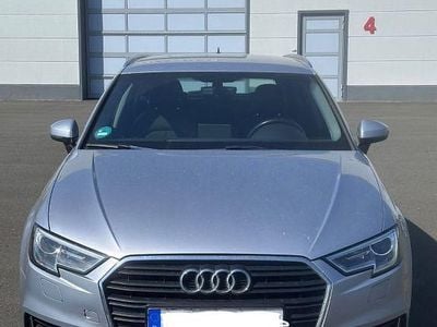 Gebraucht Audi A3 116 PS (85 kW) 2018 Silber Limousine