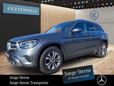 Gebraucht Mercedes GLC200 Exclusive 197 PS (144 kW) 2022 Lack selenitgrau SUV