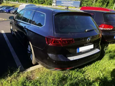 Gebraucht VW Passat Business 150 PS (110 kW) 2021 Schwarz Kombi