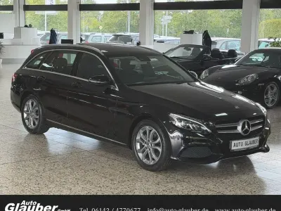 Gebraucht Mercedes C180 156 PS (114 kW) 2018 Schwarz Limousine