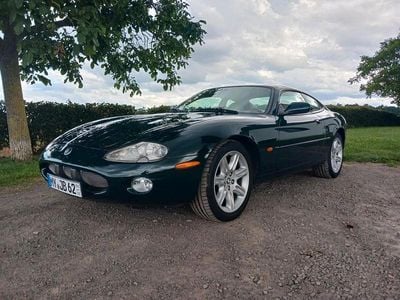 Jaguar XK8
