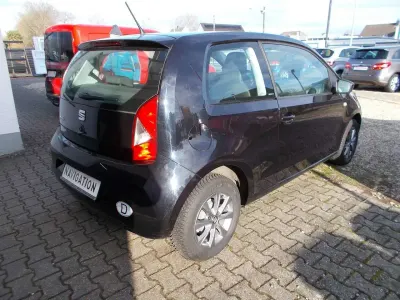 Gebraucht Seat Mii I-Tech 60 PS (44 kW) 2014 "deep" schwarz Kleinwagen