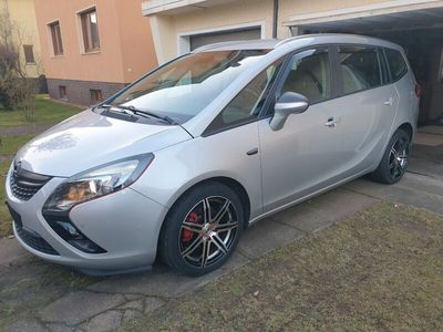 Opel Zafira Tourer