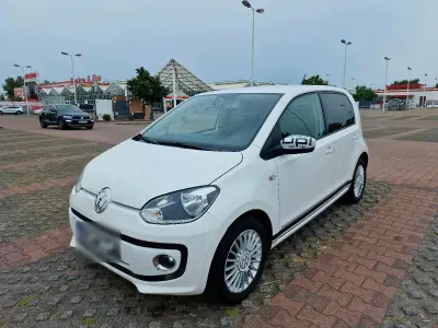 Gebraucht VW up! high up! 69 PS (50 kW) 2013 Weiß Kleinwagen