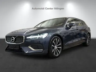 Second-hand Volvo V60 Inscription 341 CP (250 kW) 2021 Albastru Break