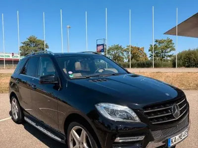 Gebraucht Mercedes ML350 306 PS (225 kW) 2014 Schwarz SUV