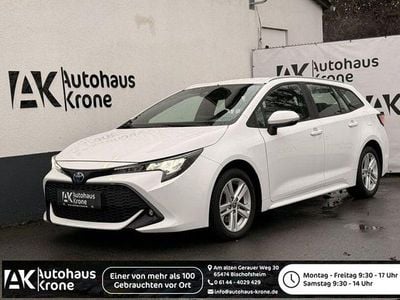 Weiß Gebraucht 2022 Toyota Corolla Business Edition Kombi | 18.990 € (Guter Preis)