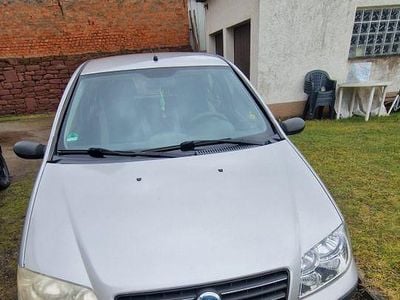 Gebraucht Fiat Punto Active 60 PS (44 kW) 2005 Silber Kleinwagen